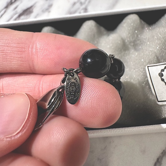 CHANEL Black Pearl Bracelet - Picture 6 of 7